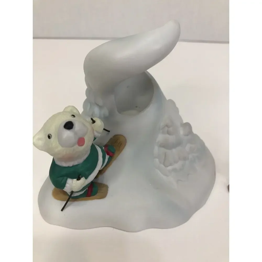 House‎ of Lloyd Christmas Around the World Ski Land Candle Holder with Taper